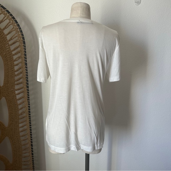 Junk Food Clothing The Beatles "I Want To Hold Your Hand" Tee - Picture 4 of 4